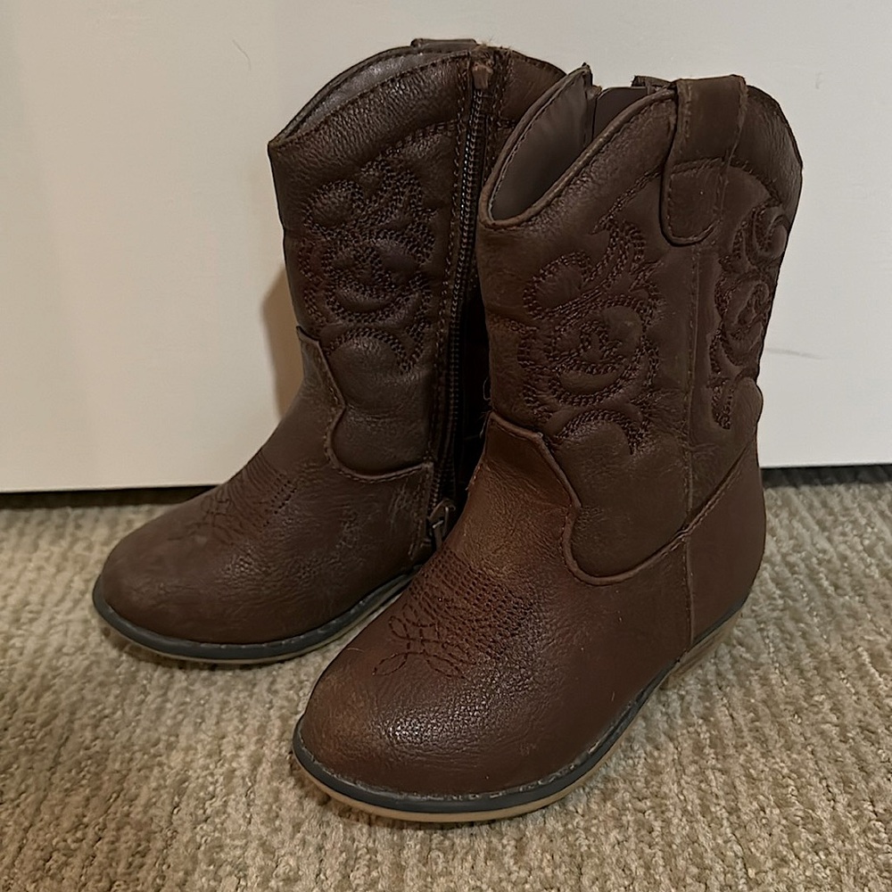 Toddler cowboy boots size 7